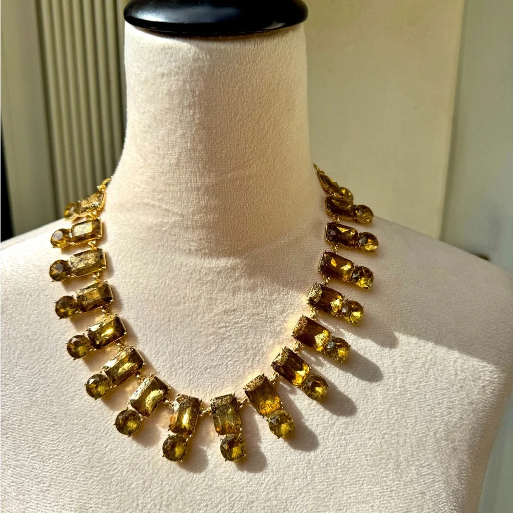 I.N.C. NWOT. Vintage, Gold tone /Amber/Smoky Quartz Necklace.‎ Adjustable…